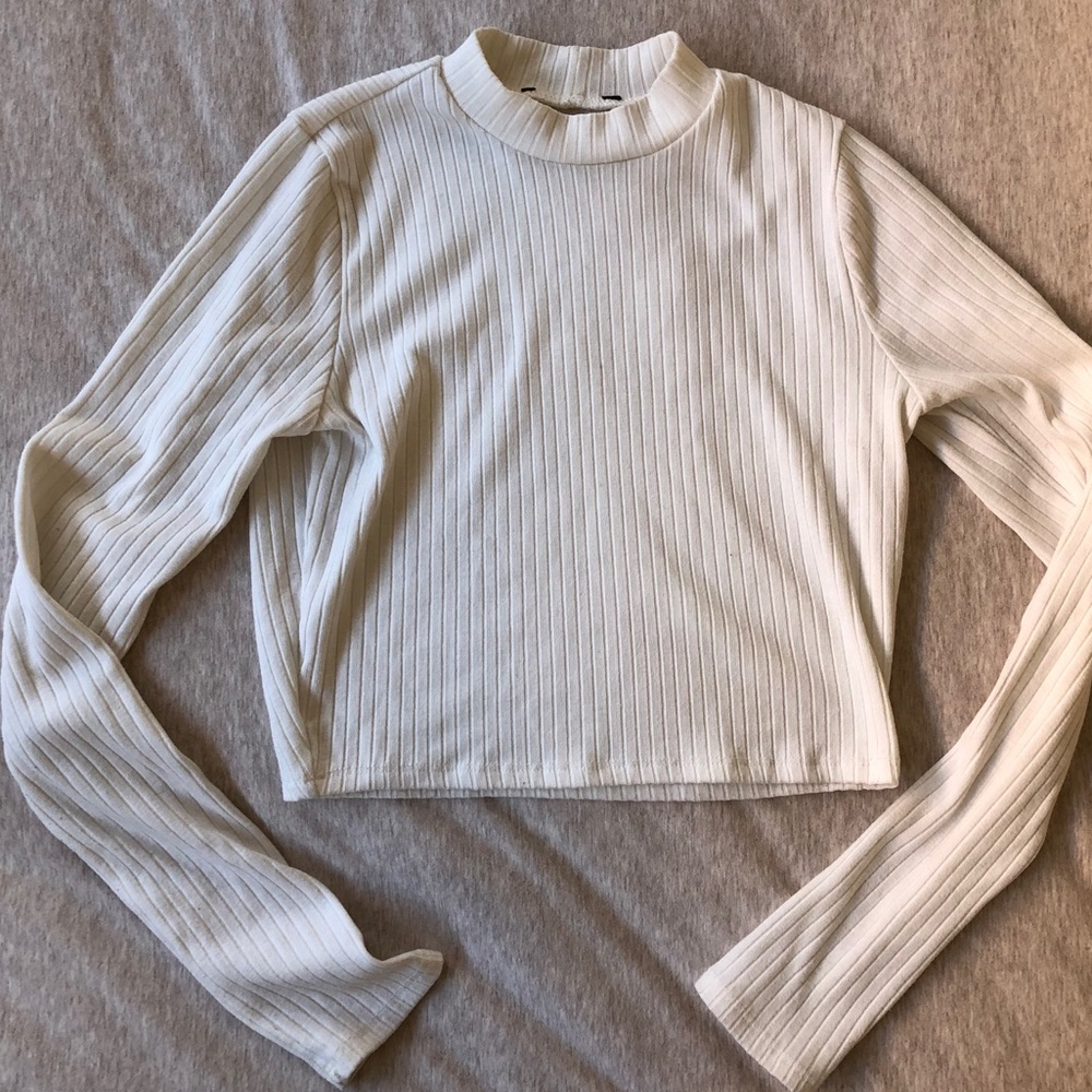 SOLD Cropped White Long Sleeve Turtleneck